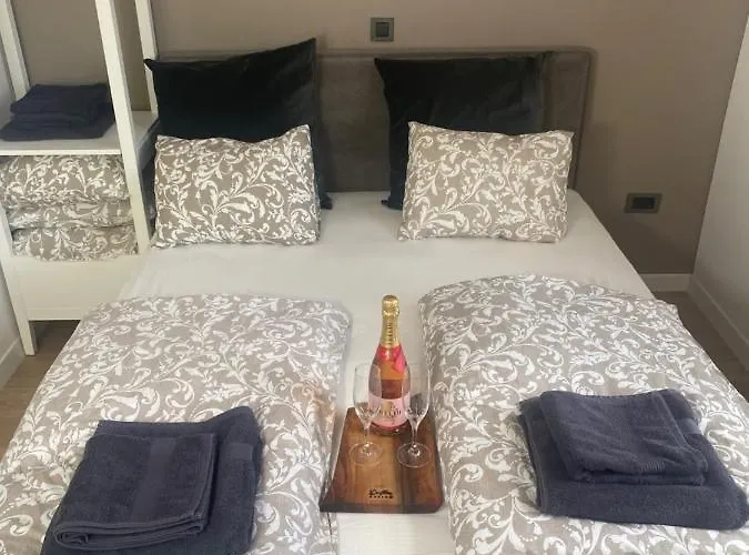 Апартаменти New G&p - Free Parking Любляна