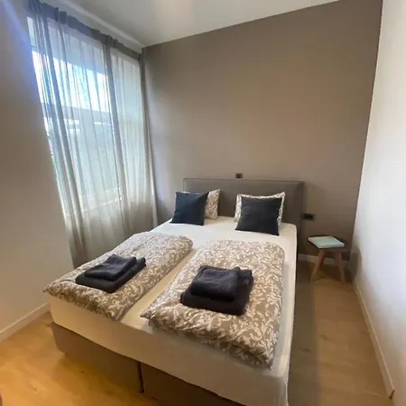 New G&p - Free Parking