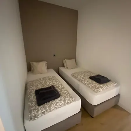 New G&p - Free Parking Apartman *