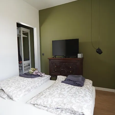 New G&p - Free Parking Apartment *
