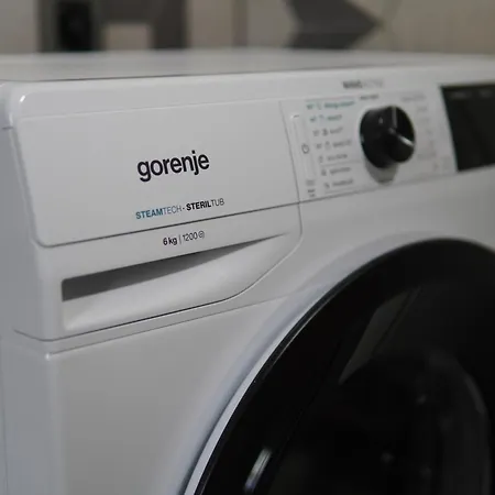 New G&p - Free Parking Apartment